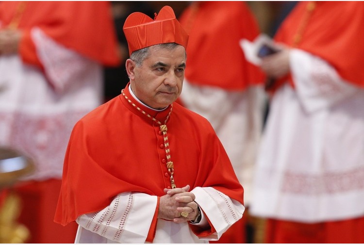 Al via il processo vaticano sull’immobile di Londra, cardinale Becciu imputato