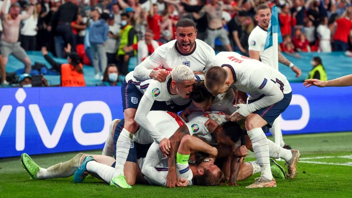 Inghilterra-Danimarca 2-1, è finale contro l’Italia