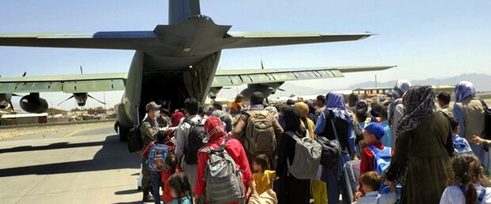 L’ultimo volo dell’Italia da Kabul: “Abbiamo fatto il massimo”