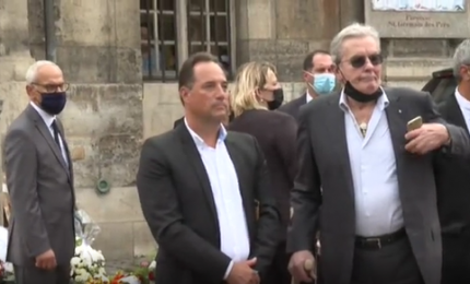 Il cinema francese ai funerali di Belmondo, c'è anche Alain Delon