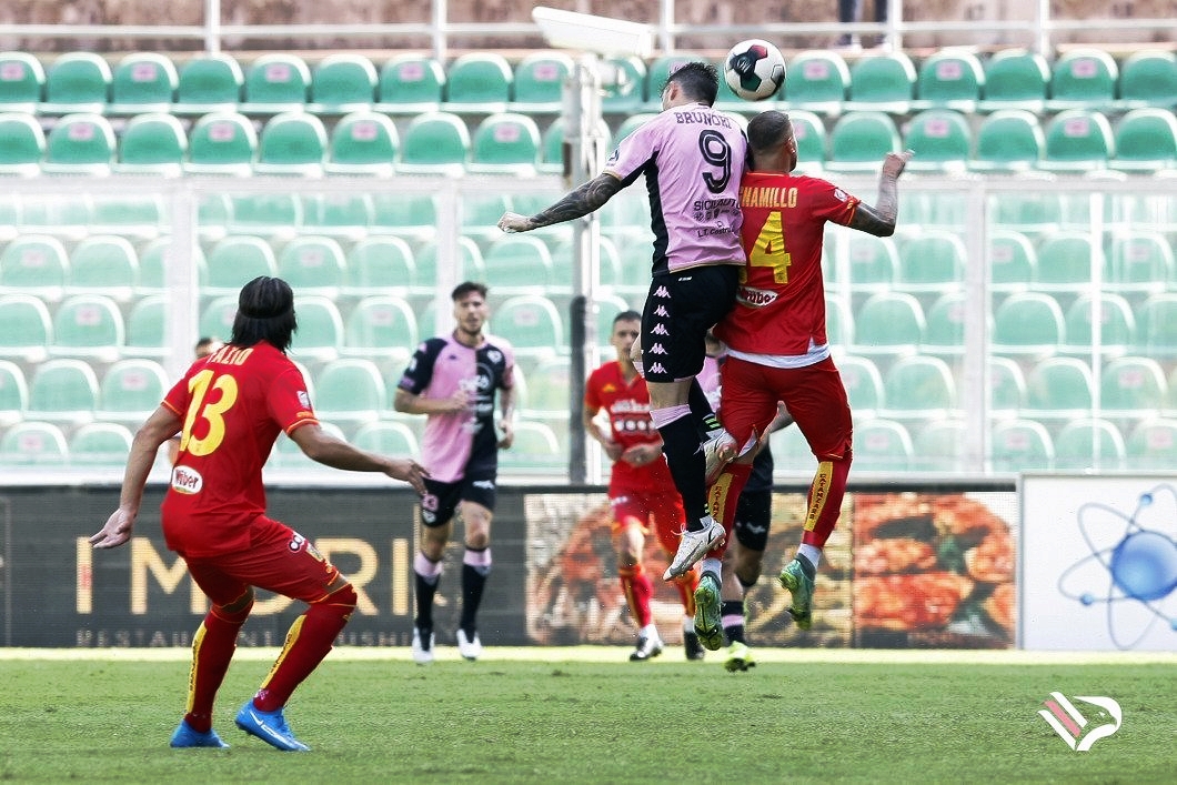 Il Palermo perde una grande occasione, 0-0 col Catanzaro