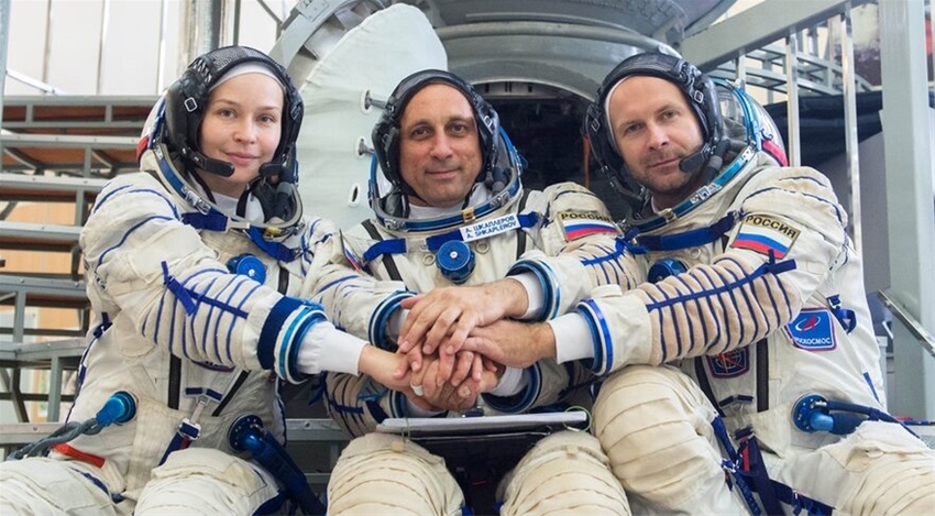 Un film russo vince la corsa allo spazio: in orbita equipaggio