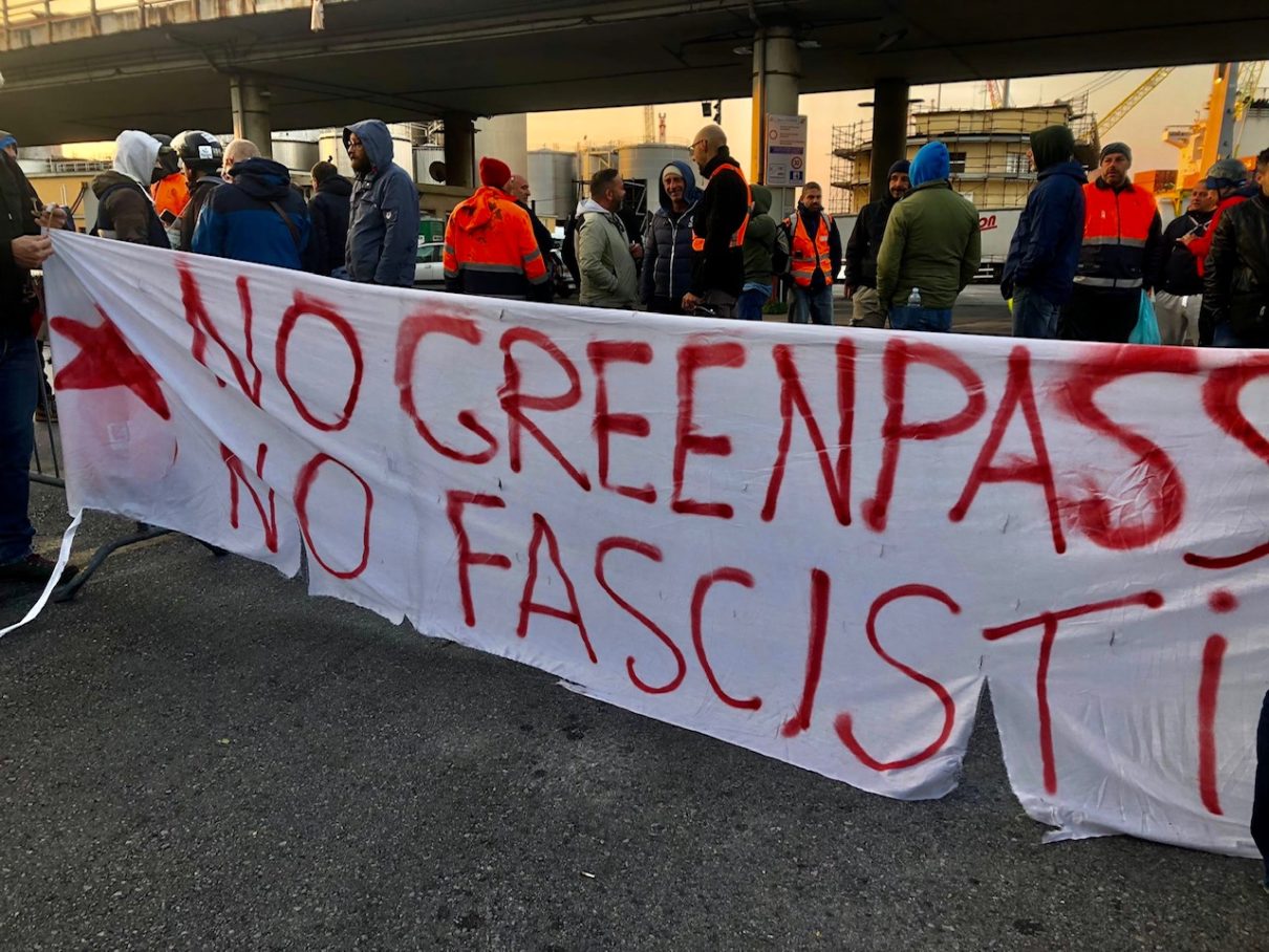 proteste-no-green-pass-porto-di-genova-1-e1634295182290