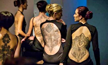 Tatuaggi e piercing in sicurezza, le regole anti-Covid