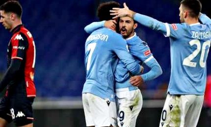 Lazio-Genoa 3-1, Sarri aggancia Juve e Roma
