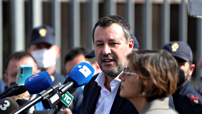 Salvini: “Rischio 15 anni per aver difeso l`Italia”