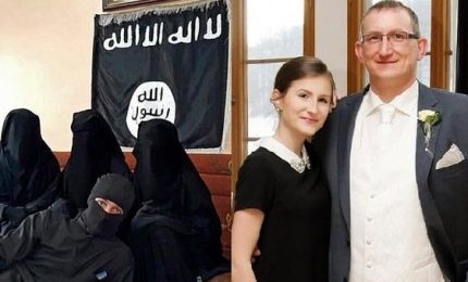 Germania, a processo Leonora: a 15 anni si unì all'Isis in Siria