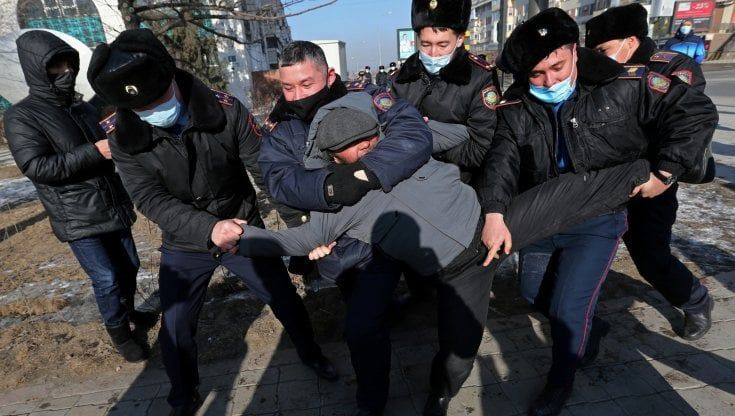 Ancora caos in Kazakistan, 6mila arresti dall’inizio degli scontri