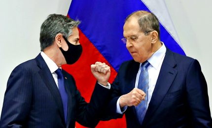 Polveriera Ucraina, colloquio "franco e onesto" tra Lavrov e Blinken