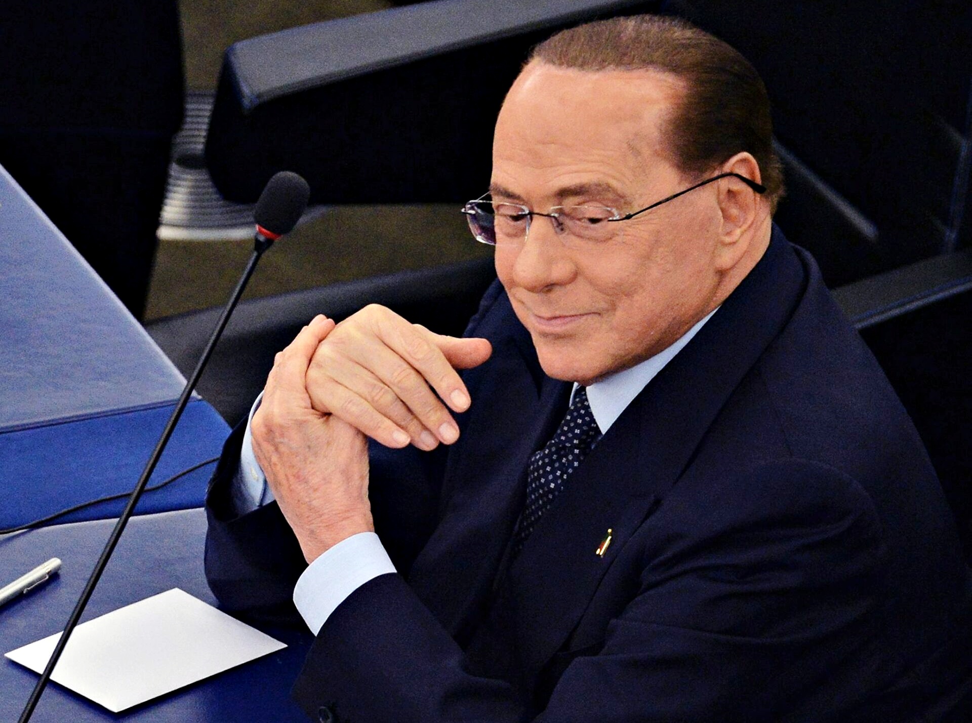 Clima rovente nel M5S, c’è chi evoca crisi. Berlusconi: ora verifica