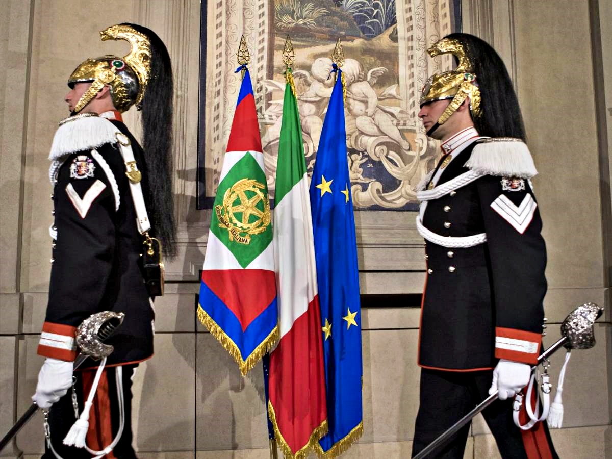 Mattarella rieletto presidente della Repubblica: “Nnon sottrarsi ai doveri cui si è chiamati”