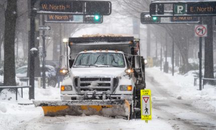 Neve e ghiaccio in Usa e Canada: 80 mln persone in allerta meteo