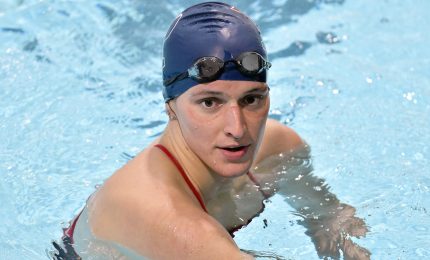 La nuotatrice transgender Lia Thomas divide il mondo dello sport