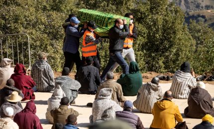 Marocco, l'ultimo addio al piccolo Rayan morto in un pozzo