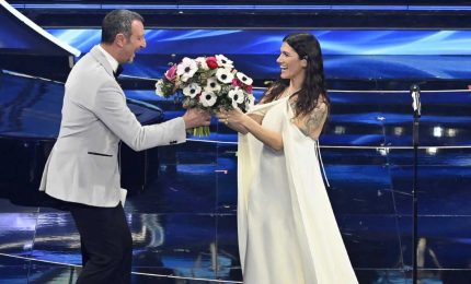 Sanremo, Elisa torna dopo 21 anni e conquista con 'O Forse Sei Tu'