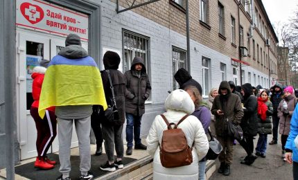 Russia: i civili ucraini possono lasciare la capitale Kiev