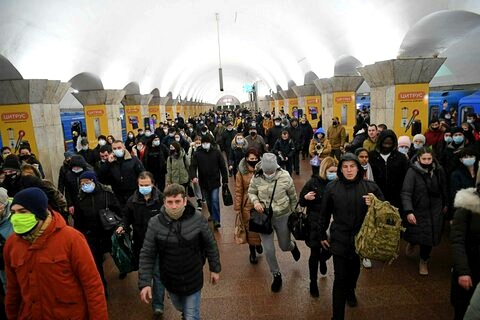 Ucraina, prosegue fuga dei cittadini dalla guerra