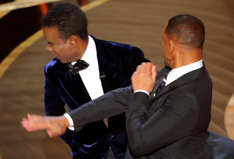 Oscar, Will Smith chiede scusa a Chris Rock