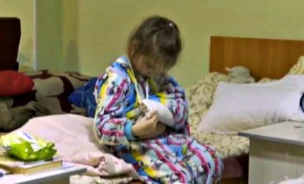 Ucraina, a Mykolaiv i bambini feriti nella cantina dell'ospedale