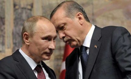 Erdogan frena l'ingresso di Finlandia e Svezia nella Nato: "Un errore"