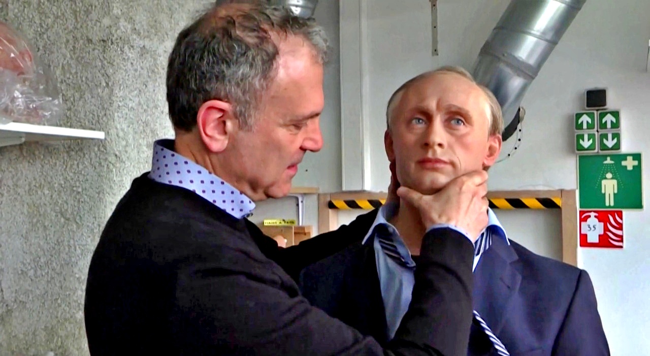 Il museo delle cere di Parigi ritira la statua di Putin
