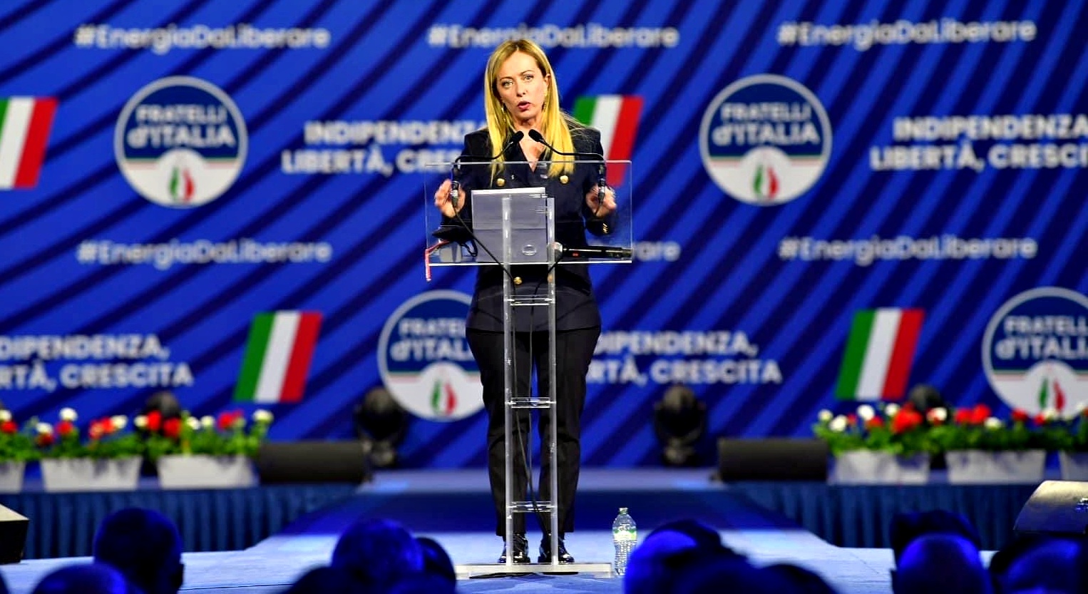 Giorgia Meloni presenta la sua destra: “Pronti a far rinascere noi l’Italia”