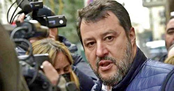 Ambasciata Mosca precisa: pagato noi volo a Salvini ma soldi restituiti
