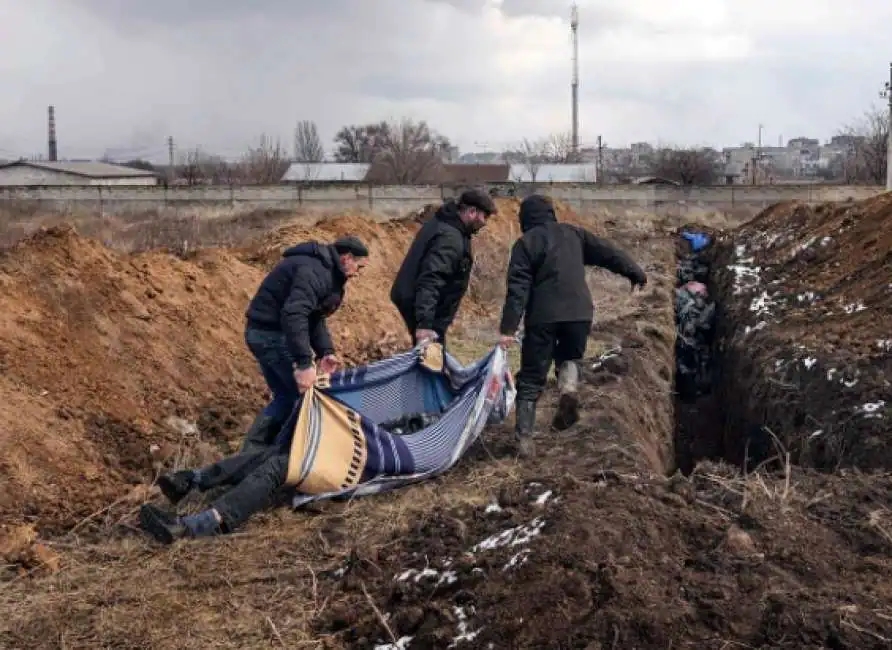 L’allarme delle autorità di Mariupol: rischio epidemie mortali in città