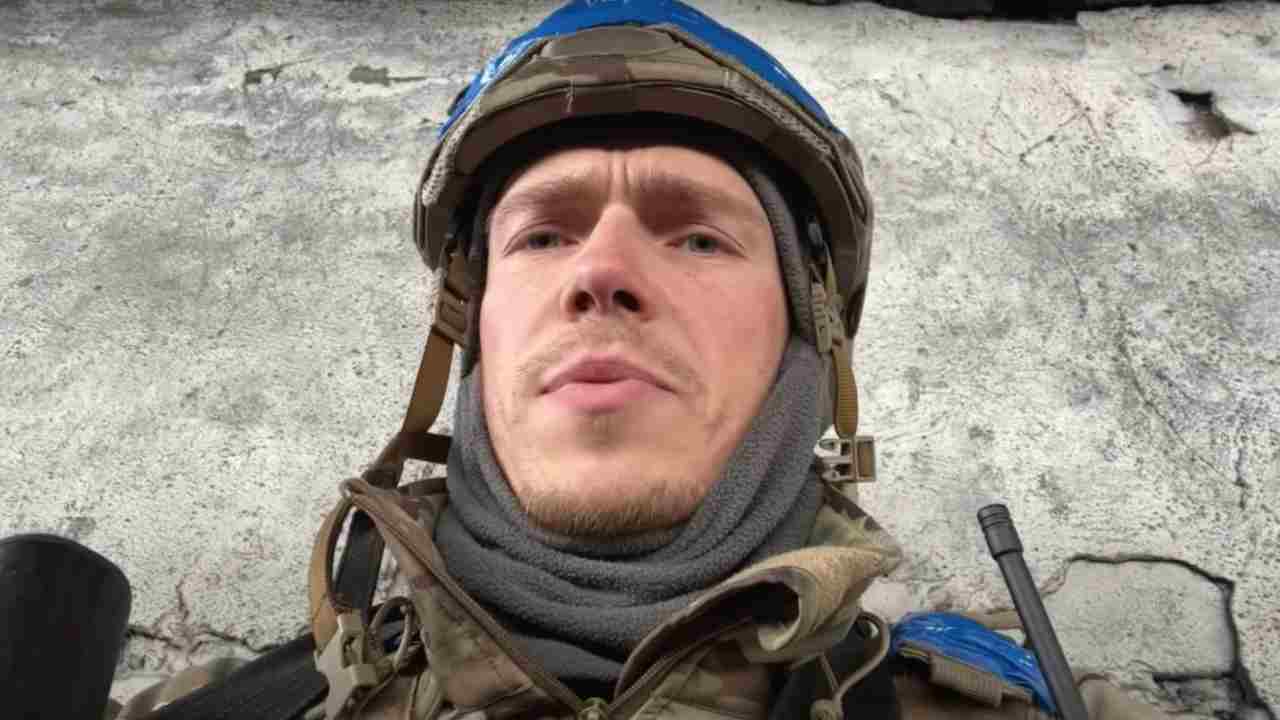 “E’ arrivato l’ordine per la resa”, il video annuncio del comandante Battaglione Azov