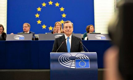 Draghi al Parlamento di Strasburgo: ecco come va cambiata l'Europa