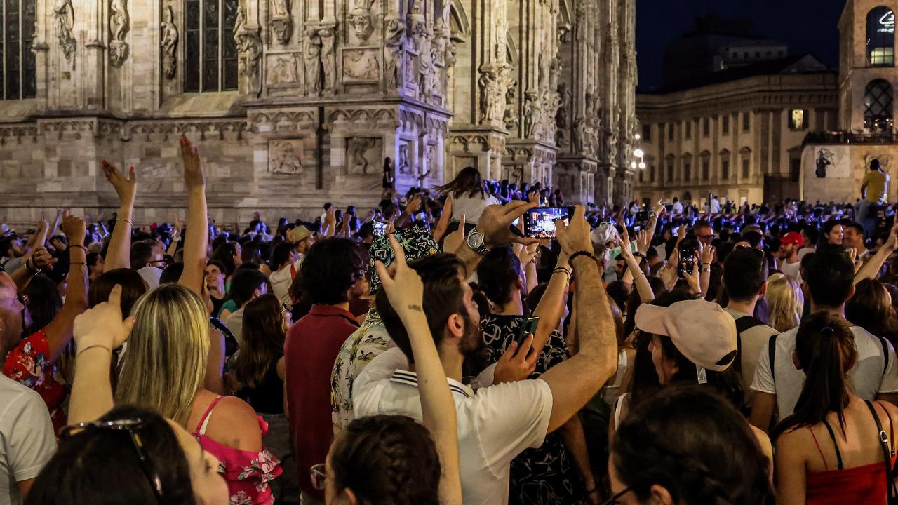 Festa a Milano, oltre 50mila per “Radio Italia live-il concerto”