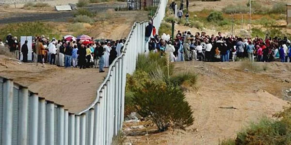 Dai margini al centro dell’ideologia repubblicana, il “pericolo” degli immigrati nelle elezioni