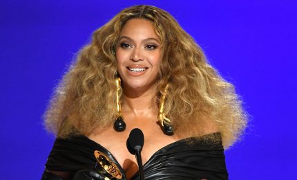 Beyonce annuncia il nuovo album, primo da solista in sei anni
