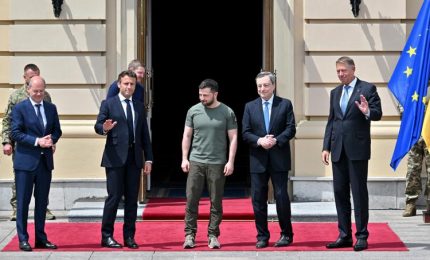 Draghi a Kiev. Premier: "Italia vuole Ucraina nell'Ue"