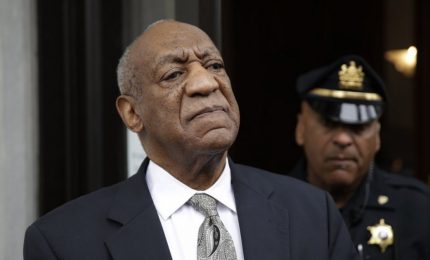 Giuria: Bill Cosby abusò di una minorenne negli anni '70