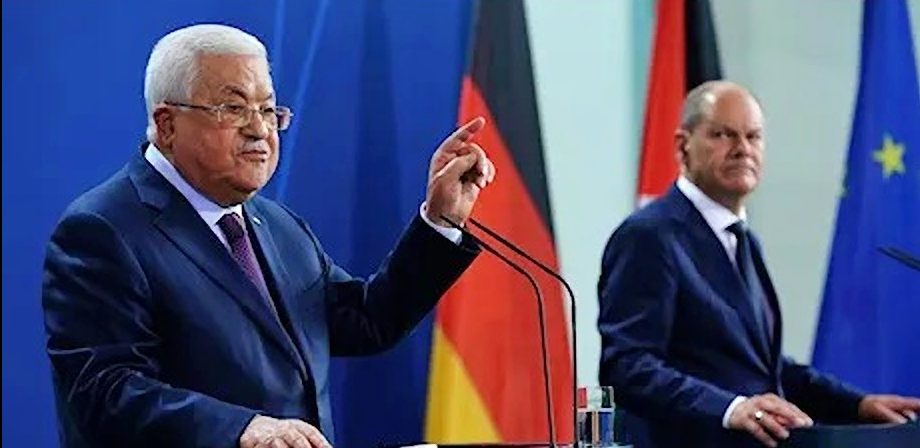 È caos in Germania dopo le parole del leader palestinese su Olocausto. E Scholz che “tace” non piace alla Bild