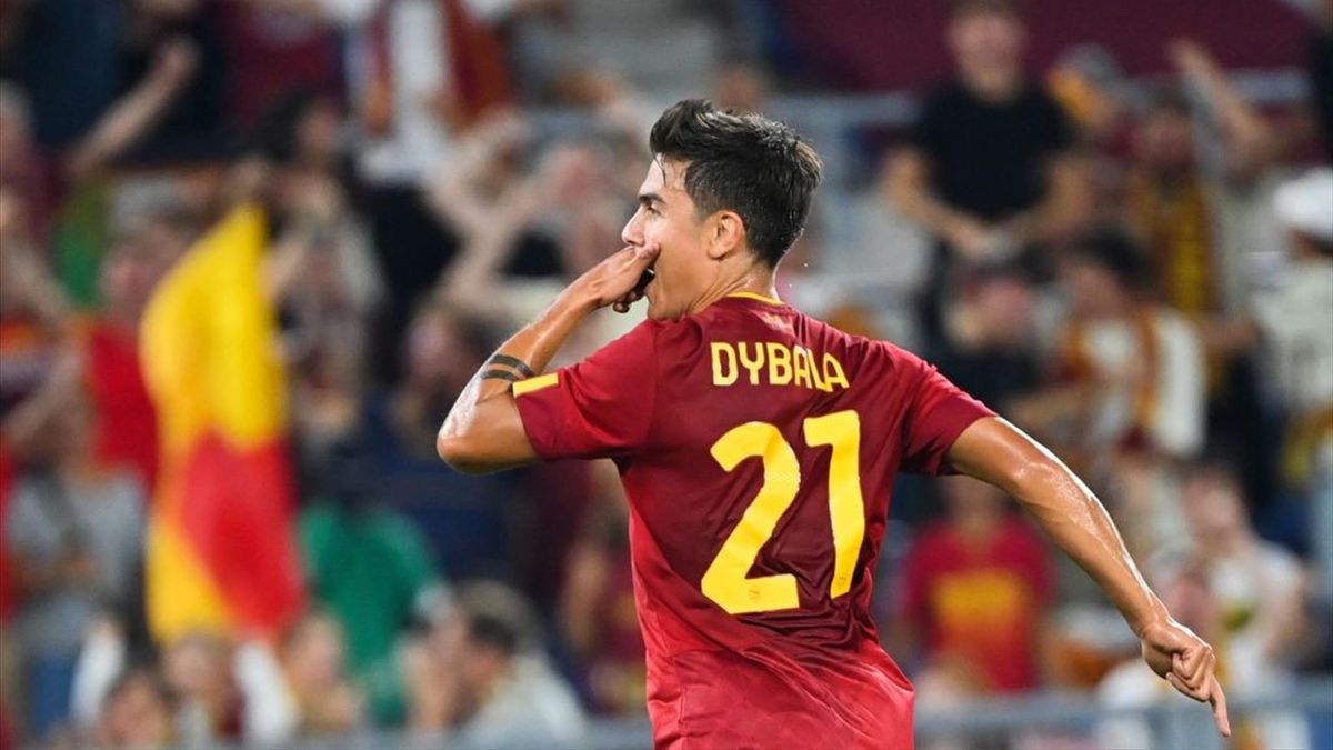 Vincono Roma e Inter, giallorossi in testa con superDybala