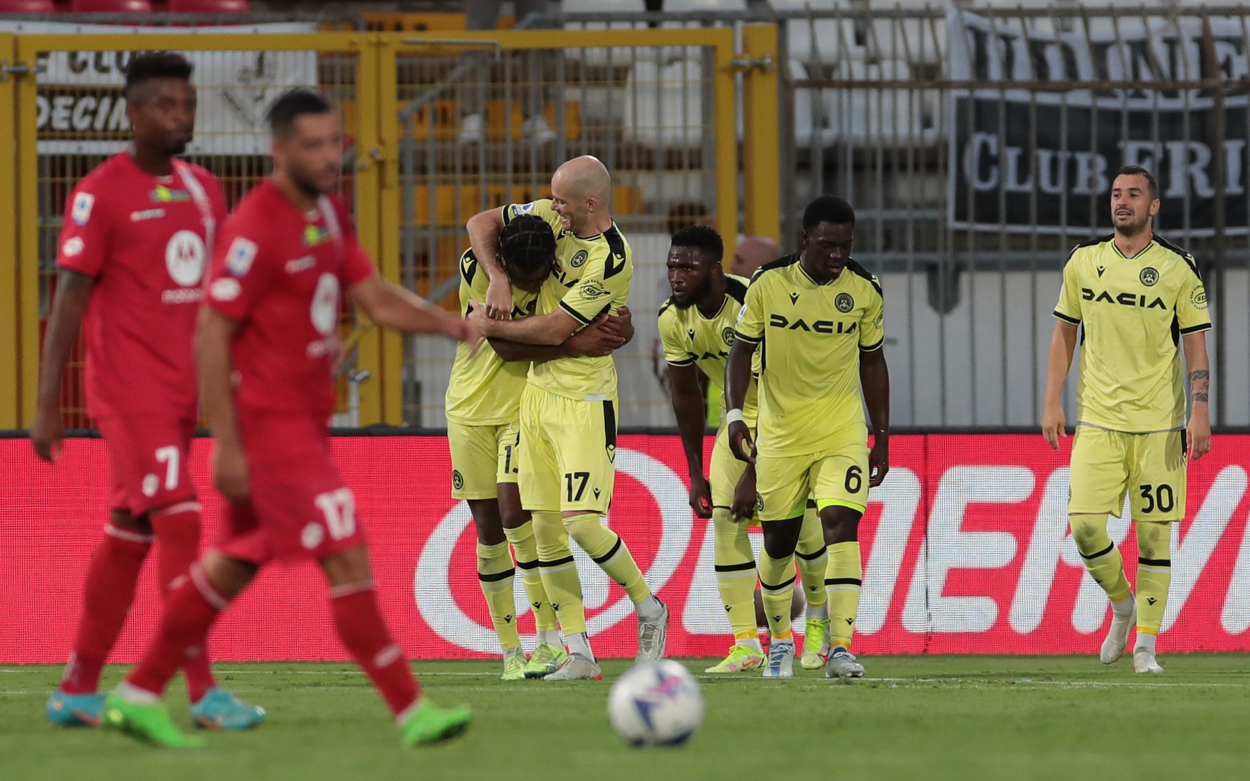 Monza-Udinese 1-2, la ribalta Udogie