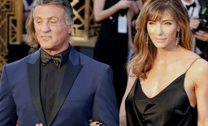 La moglie di Stallone chiede divorzio dopo 25 anni di matrimonio