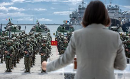 Taiwan: Cina prepara invasione. Pechino: "L'isola è territorio cinese"