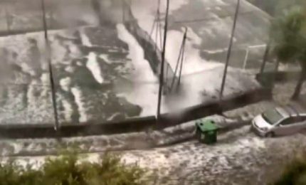 La violenta ondata di maltempo in Ligura, grandine a Lavagna