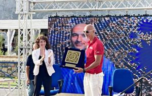 Spazio/ A Parmitano il premio Gal Hassin: