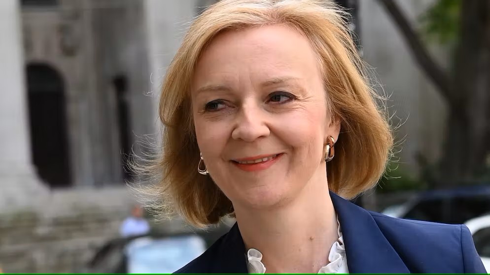 Liz Truss succede a Johnson. La nuova ‘Lady di ferro’: taglio tasse e crescita economia