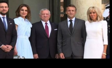 Re Abdullah e la Regina Rania di Giordania ricevuti da Macron