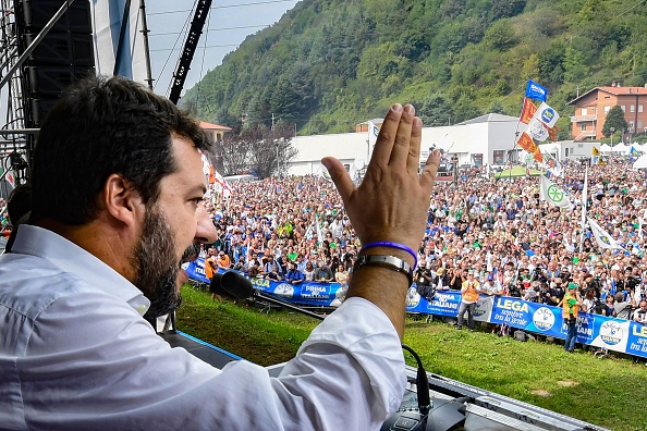 Salvini torna a Pontida, scontro con Draghi sulla Russia