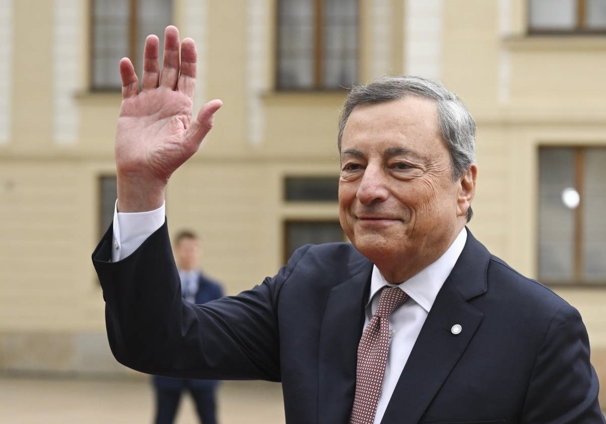 Draghi chiede