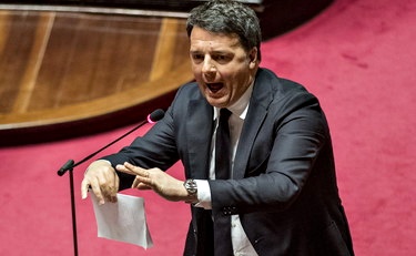 Senato dimezzato non regala emozioni sul Governo, Renzi show in Aula