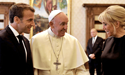 Macron incontra Papa Francesco in Vaticano per la terza volta