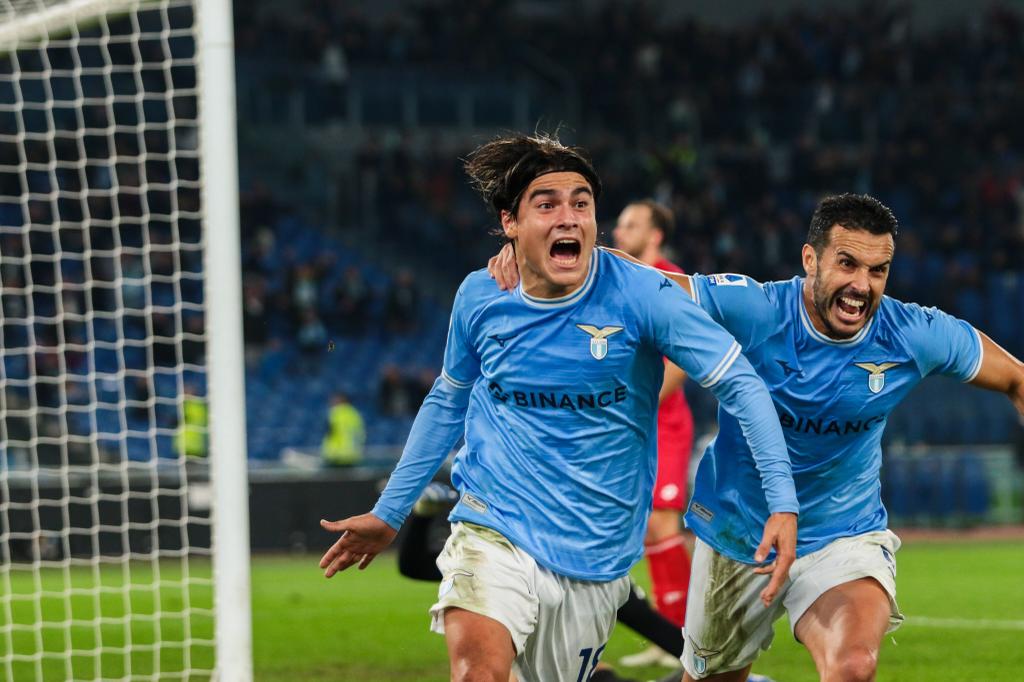 La Lazio batte il Monza 1-0 con Romero, Sarri ora è secondo