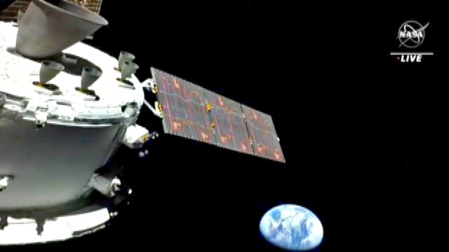 Le prime immagini della Terra riprese dalla missione Artemis